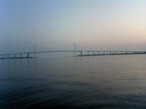 201208122